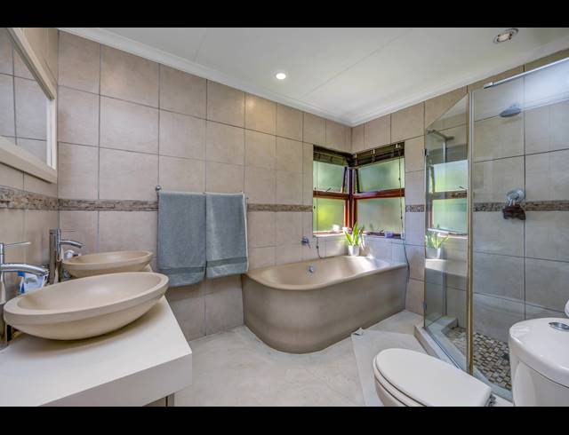 3 BEDROOM HOUSE FOR SALE IN DAINFERN GOLF ESTATE